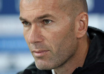 Zidane takes charge as France coach