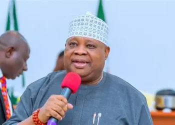 APM, PDP Candidates Step Down, Back Adeleke Ahead of Osun Poll